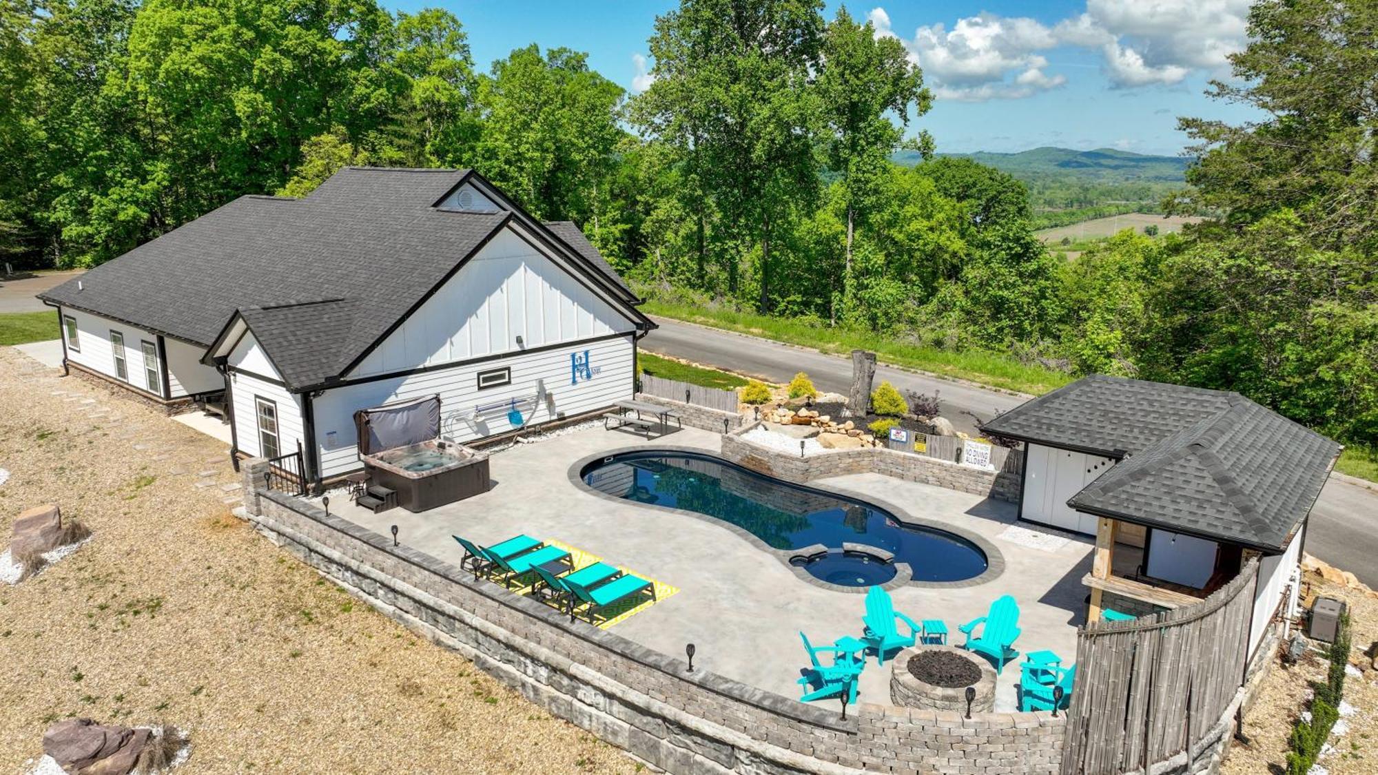 Вилла H2Oasis Incredible Pool Retreat With Mountains Views! Севьервилл Экстерьер фото